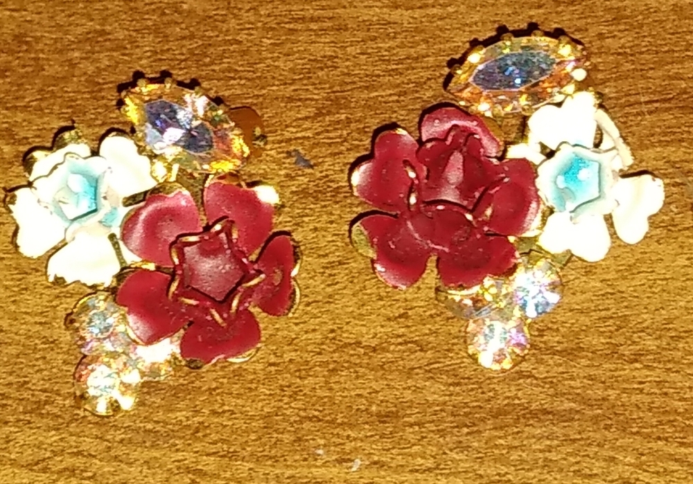 vintage austria clip on earrings flowers & crystal